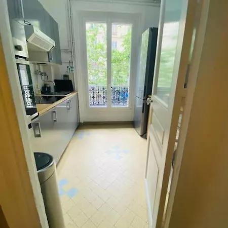 Domus Aurea Paříž