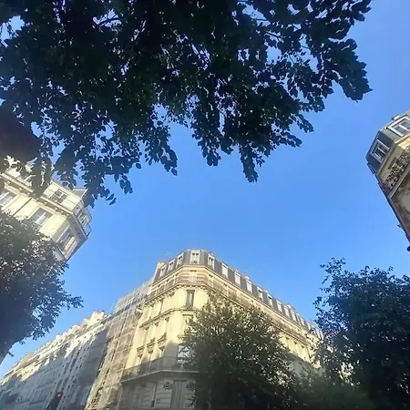 Domus Aurea Apartmán *